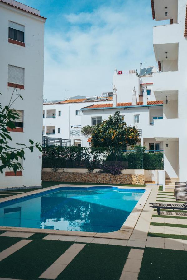 Apartamento Deluxe Oldtown 30 By Umbral Daire Albufeira Dış mekan fotoğraf